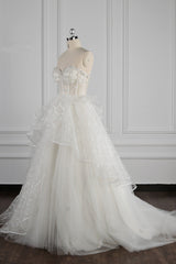 Glamorous Ball Gown Strapless Beadings Wedding Dress Sequined Layers Tulle Bridal Gowns On Sale