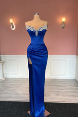 Exquisite Royal Blue Column Jewels Strapless Prom Dress With Slit