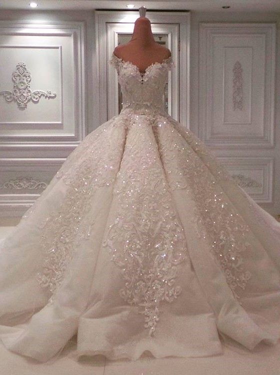 Glamorous Off-the-shoulder White A-line Wedding Dresses Tulle Ruffles Lace Bridal Gowns With Appliques Online