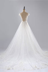 Glamorous Shortsleeves Jewel Appliques Wedding Dresses A-line Tulle Lace Bridal Gowns On Sale