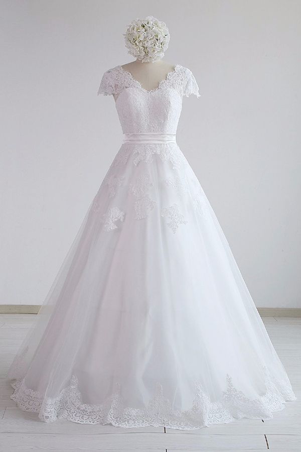 Glamorous Shortsleeves V-neck Lace Wedding Dresses White A-line Tulle Bridal Gowns With Appliques On Sale