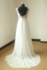 Glamorous White Straps Appliques Wedding Dress Sleeveless V-neck Chiffon Bridal Gowns On Sale