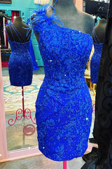 Glitter Royal Blue One-Shoulder Lace Short Homecoming Dress with Feather Trim