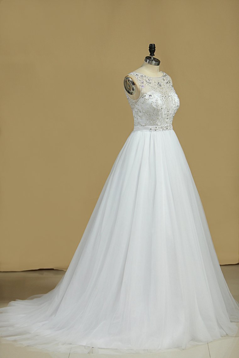 Gorgeous Jewel Beadings Tulle Wedding Dress Ruffles Sleeveless Bridal Gowns On Sale