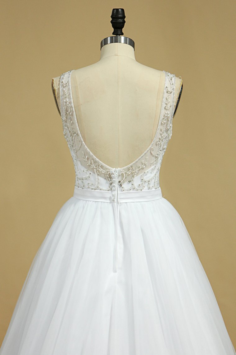 Gorgeous Jewel Beadings Tulle Wedding Dress Ruffles Sleeveless Bridal Gowns On Sale