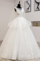 Gorgeous Jewel Sleeveless White Wedding Dress Tulle Appliques Bridal Gowns Online