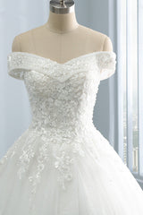 Gorgeous Off-the-Shoulder Tulle Appliques Wedding Dress Sweetheart Sleeveless Lace Bridal Gowns On Sale