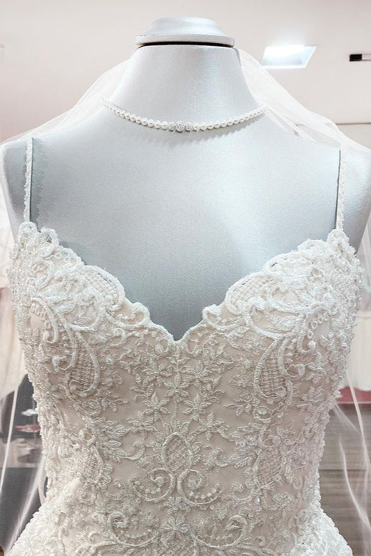 Gorgeous Spaghetti Straps Tulle Ivory Lace Wedding Dresses