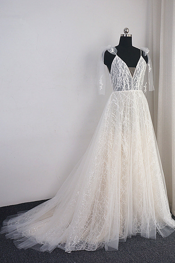 Gorgeous Spaghetti Straps Tulle Wedding Dress Beading V-Neck Sleeveless Bridal Gowns Online