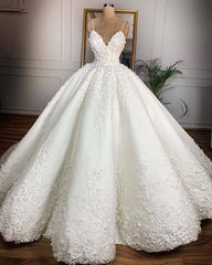 Gorgeous Spaghetti Straps White A-line Wedding Dresses With Appliques Satin Ruffles Bridal Gowns Online