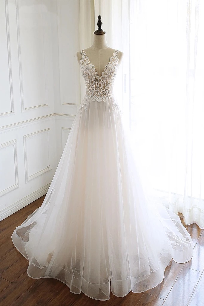 Gorgeous White Tulle Lace Long Wedding Dress Sleeveless Custom Size Bridal Gowns On Sale