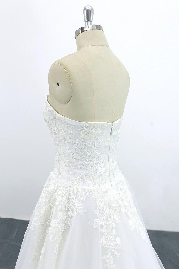 Graceful Strapless Appliques Tulle Wedding Dress On Sale