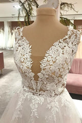 Lace Wedding Dress Tulle Sleeveless Bridal Gowns