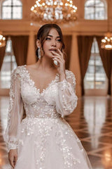 Long Sleeve Wedding Dress V-Neck With Lace Appliques