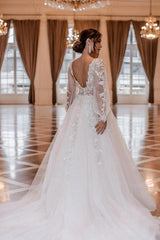 Long Sleeve Wedding Dress V-Neck With Lace Appliques