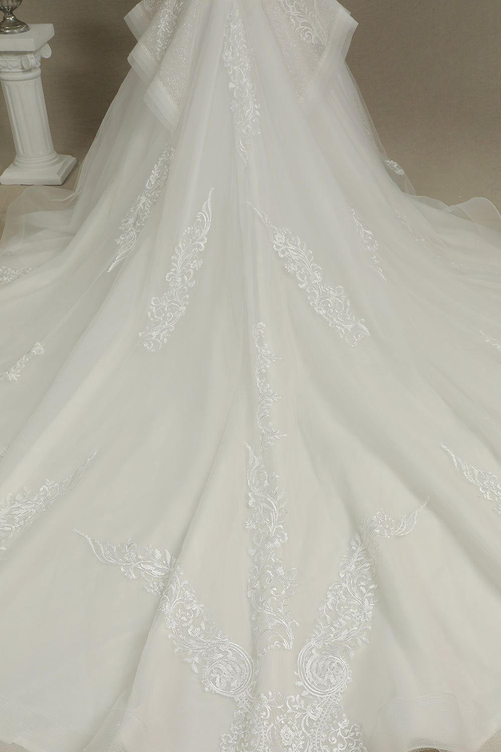 Long Sleeves Lace Wedding Dress Luxury Online