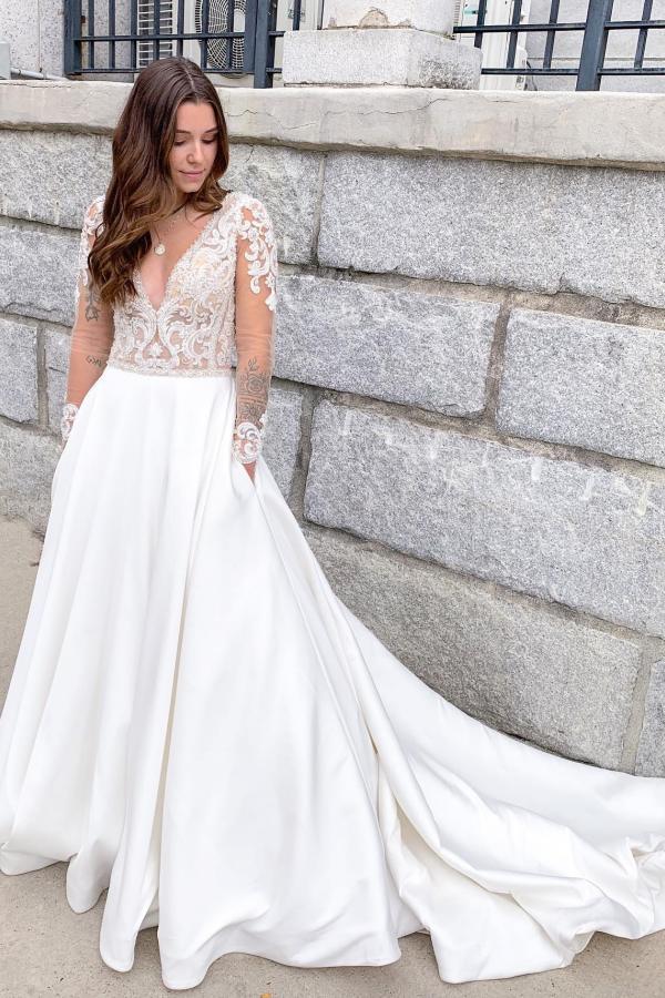 Long Sleeves V-Neck Wedding Dress Open Back Lace WIth Buttons