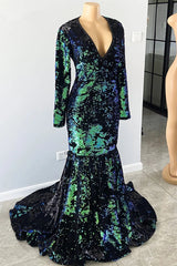 Long Sleeves Velvet Prom Dress Green V-Neck