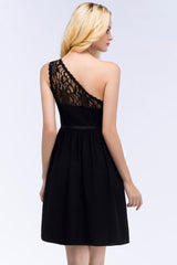 Lovely Lace Black One-shoulder Short Junior Bridesmaid Dresses Online