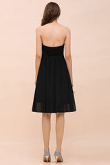 Lovely Strapless Sweetheart Ruffle Short Black Bridesmaid Dress Affordable