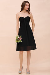 Lovely Strapless Sweetheart Ruffle Short Black Bridesmaid Dress Affordable