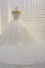 Luxury Ball Gown Strapless Tulle Wedding Dress Lace Appliques Sleeveless Sequined Bridal Gowns On Sale