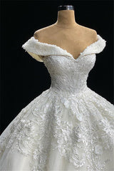 Modest Off-the-shoulder White A-line Wedding Dresses Tulle Ruffles Bridal Gowns With Appliques Online