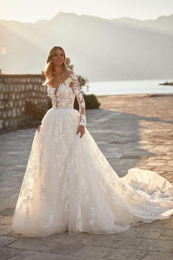  Long Sleeves Princess Wedding Dress Tulle With Appliques