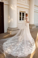 Luxurious Sweetheart Sleeveless Mermaid Lace Bridal Gown