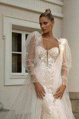 Luxurious Sweetheart Sleeveless Mermaid Lace Bridal Gown