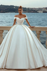 Off-the-Shoulder Ball Gown Wedding Dress Ivory Satin Bridal Wear