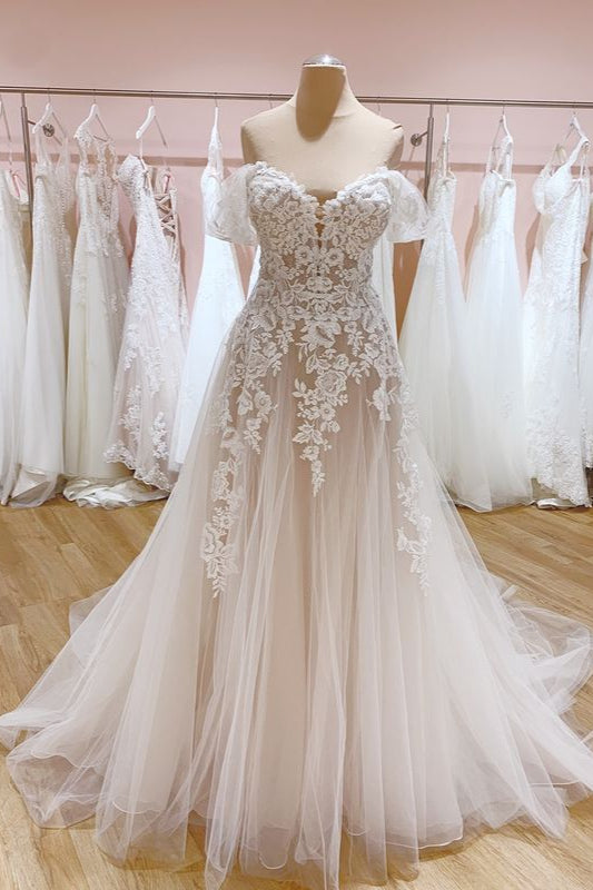 Off-the-Shoulder Lace Wedding Dress Tulle Bridal Gowns