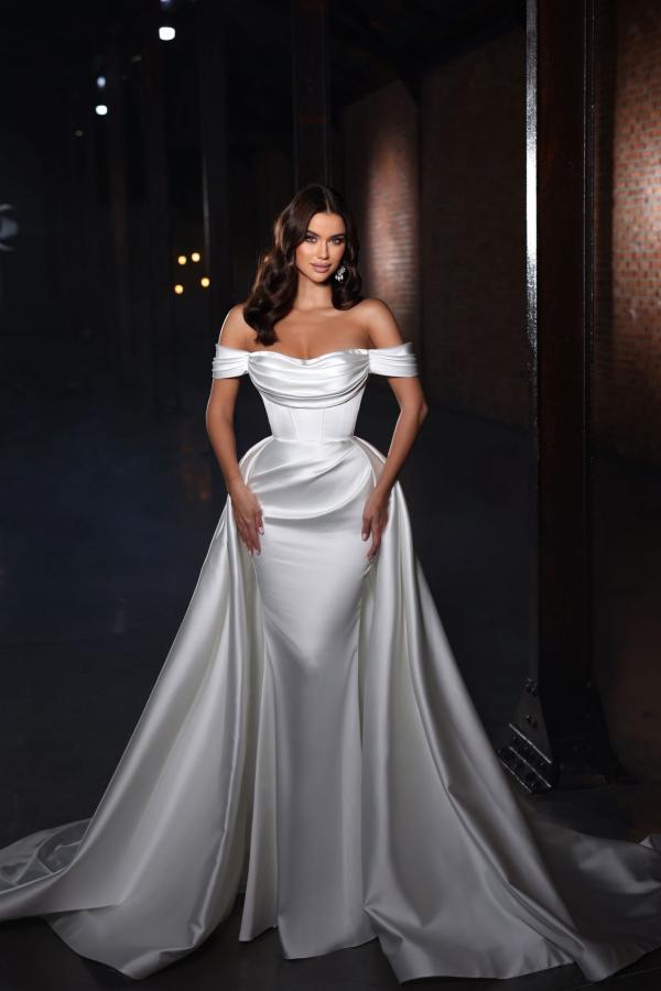 Off-the-Shoulder Mermaid Wedding Dress Overskirt Long