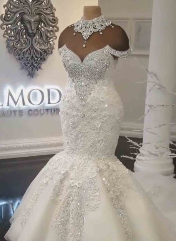 Off-the-Shoulder Mermaid Wedding Dress With Appliques Beads