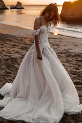 Off-the-Shoulder Tulle Wedding Dress Lace Appliques Long