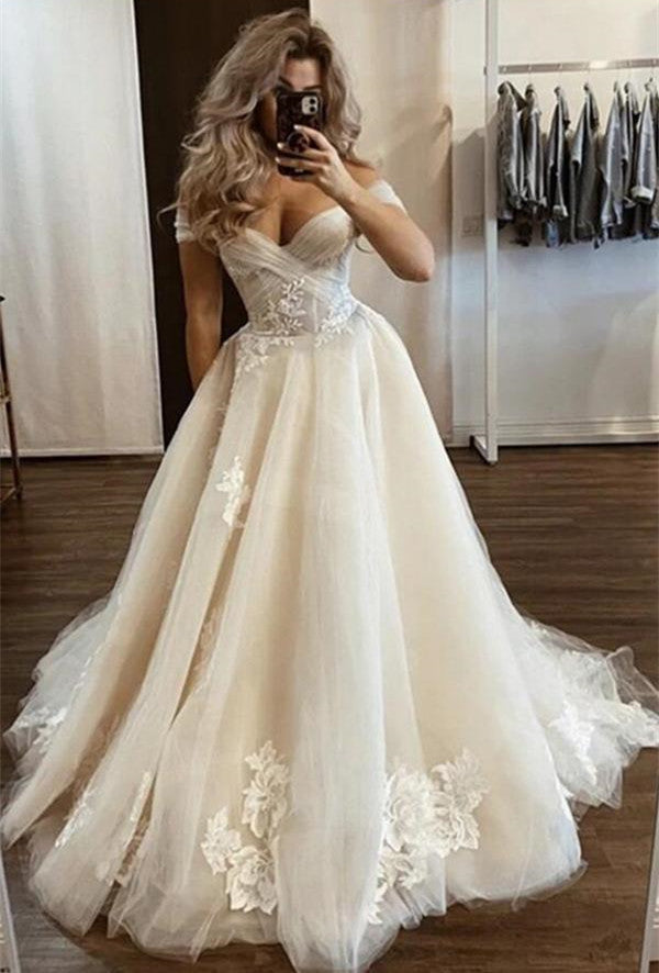 Off-the-Shoulder Tulle Wedding Dress Long With Appliques