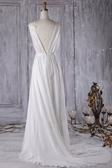 Sexy A-line V-Neck Chiffon Wedding Dress Sleeveless Lace Appliques Bridal Gowns On Sale