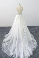 Sexy Spaghetti Straps Tulle Lace Wedding Dress V-Neck Ruffles Appliques Bridal Gowns Online