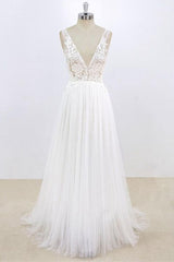 Sexy V-neck Sleeveless Straps Wedding Dresses White Tulle Ruffles Lace Bridal Gowns Online