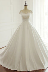 Simple A-Line Satin Jewel Ruffle Wedding Dress Tulle Lace Appliques Sleeveless Bridal Gowns On Sale