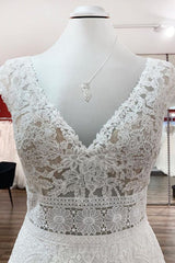 Simple Ivory Tulle Lace A-Line Wedding Dresses