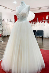 Simple Ivory Tulle Lace Ruffles A-Line Wedding Dresses