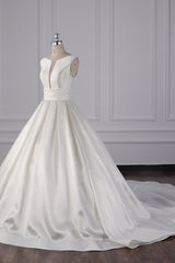 Simple Jewel White Satin Wedding Dress Sleeveless Ruffles Bridal Gowns On Sale