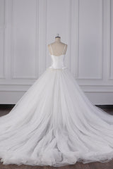 Simple Spaghetti Straps Satin Wedding Dress Tulle Ruffles Sleeveless Bridal Gowns Onlien