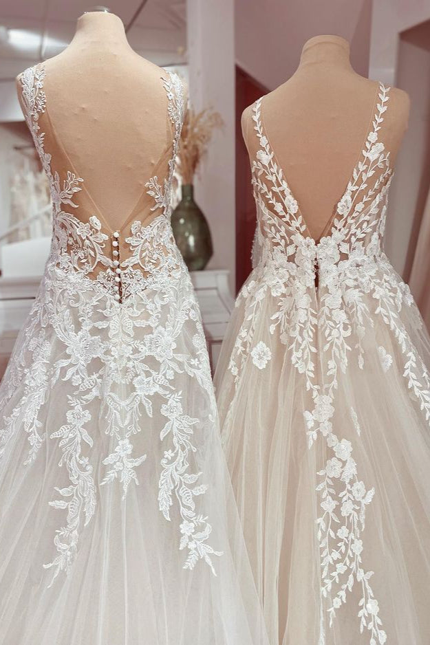 Sleeveless Wedding Dress Lace Appliques Tulle