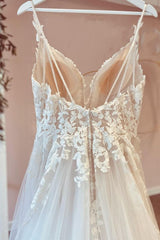 Spaghetti-Straps Bridal Dress Sleeveless Tulle Appliques