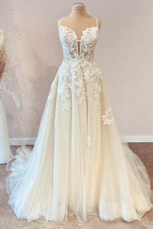 Spaghetti-Straps Lace Appliques Lace Wedding Dress Online