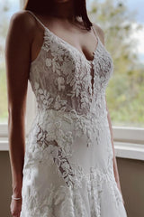 Spaghetti-Straps Open Back Wedding Dress With Appliques Sleeveless