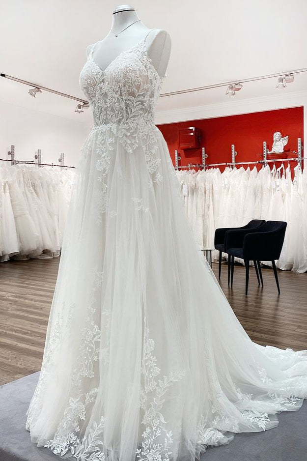 Spaghetti Straps V Neck Tulle Ivory Lace A-Line Wedding Dresses