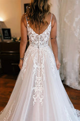 Spaghetti-Straps V-Neck Wedding Dress Split With Lace Appliques